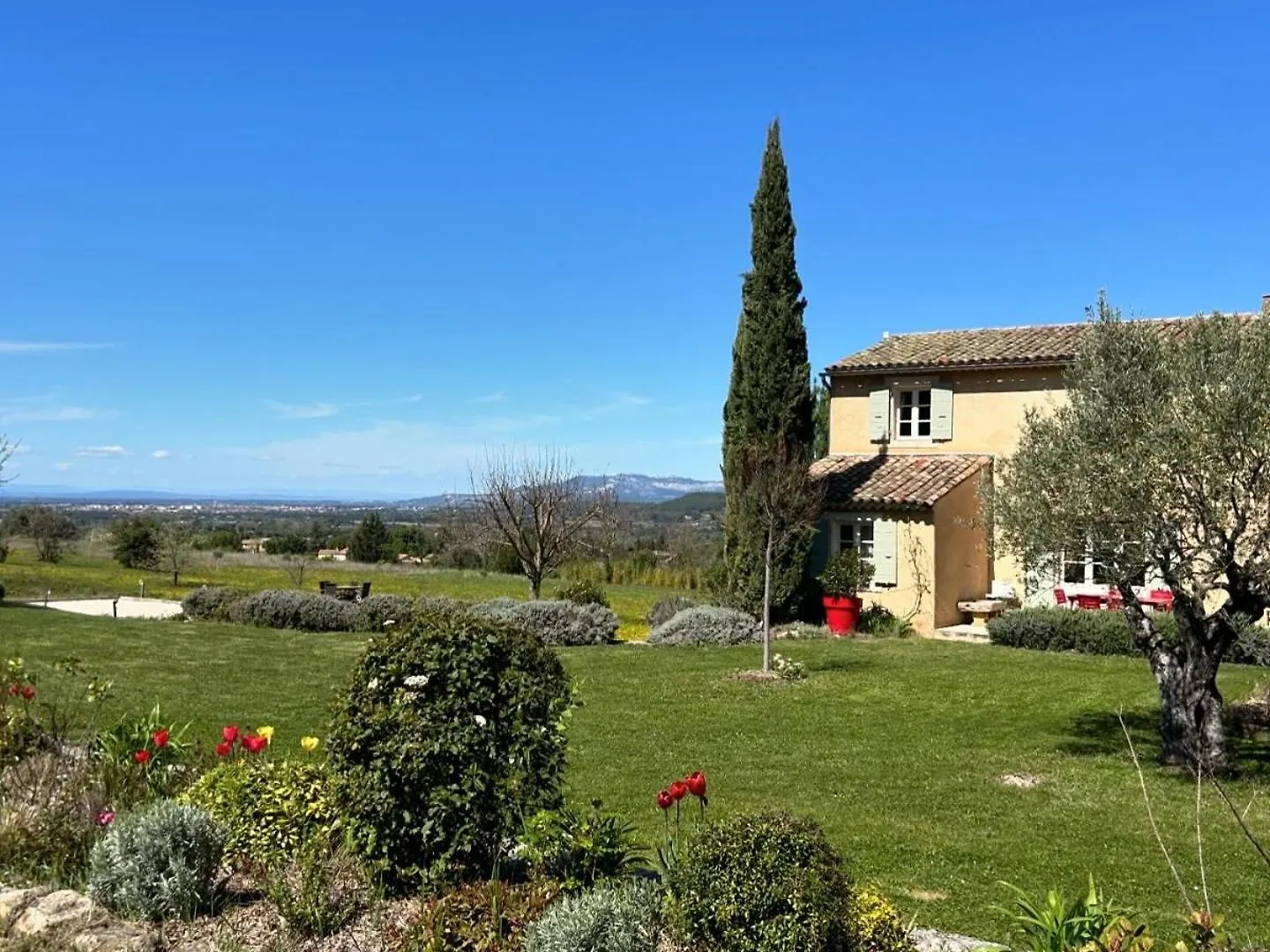 Au Clair Ventoux B & B - Spa Saint Didier  Couette-café Saint Didier (Vaucluse)