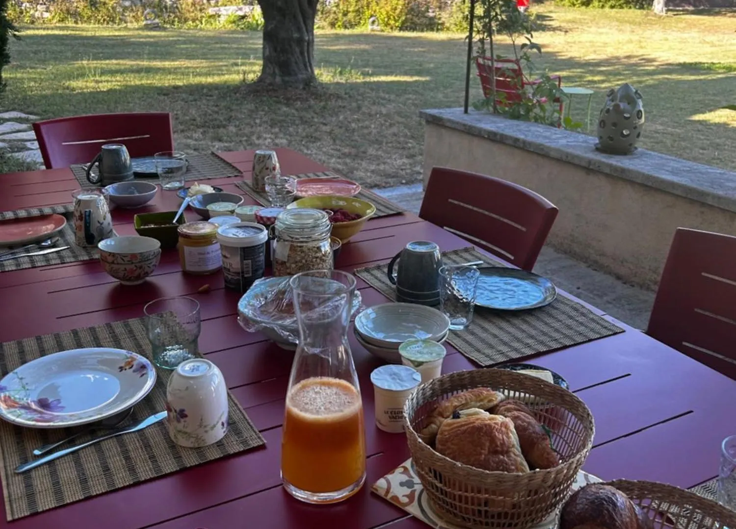 Couette-café Au Clair Ventoux B & B - Spa Saint Didier  France