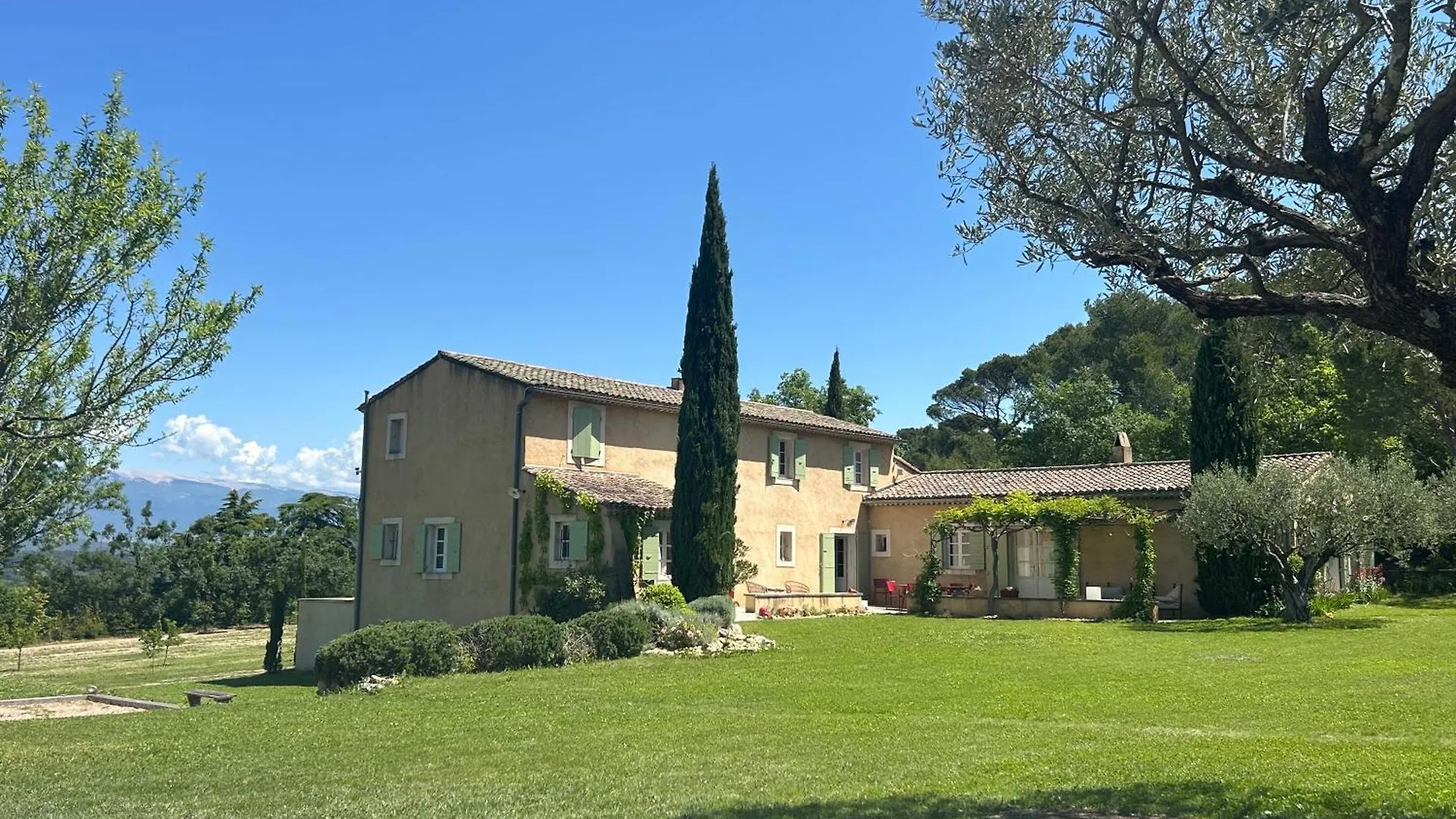 Au Clair Ventoux B & B - Spa Saint Didier  Couette-café