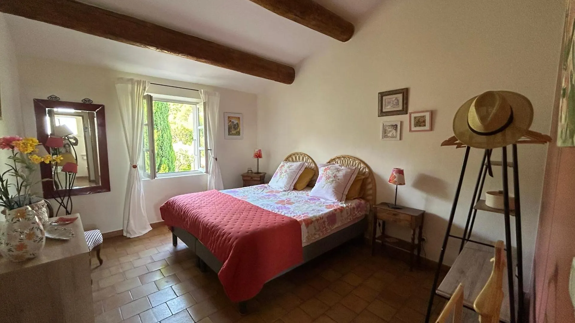 Couette-café Au Clair Ventoux B & B - Spa Saint Didier